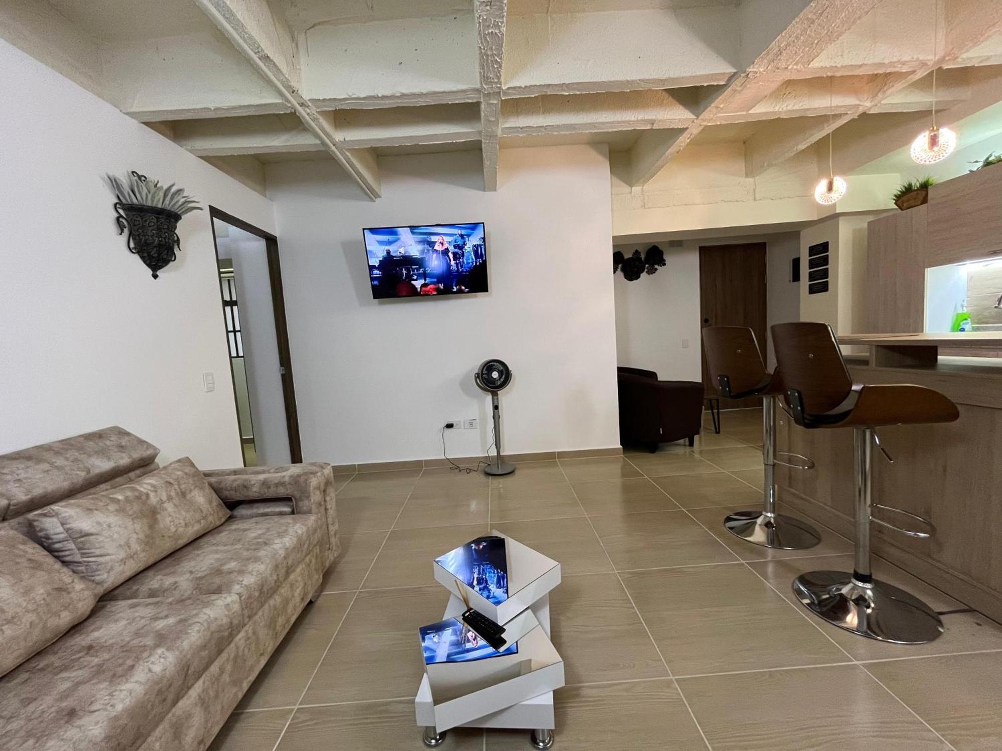 Levits Apartment Меделин Екстериор снимка