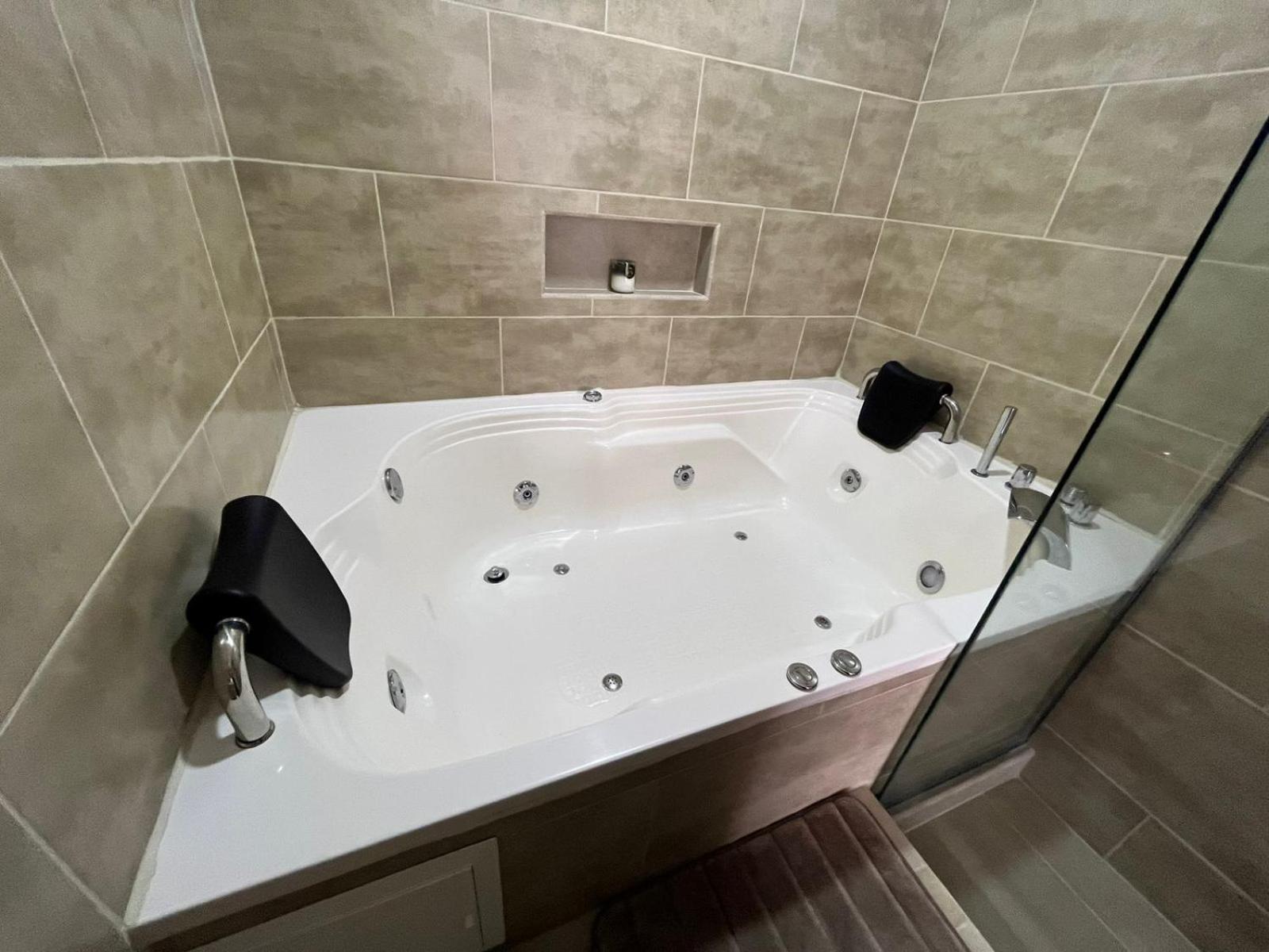Levits Apartment Меделин Екстериор снимка