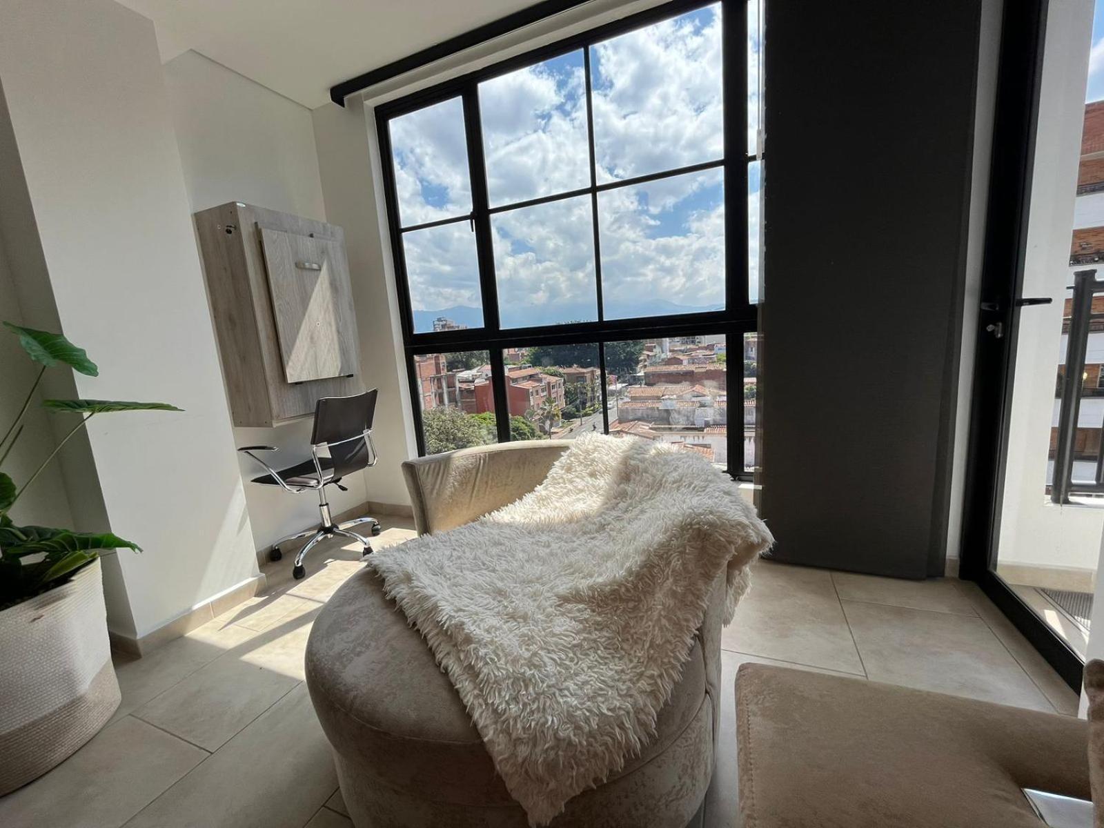 Levits Apartment Меделин Екстериор снимка